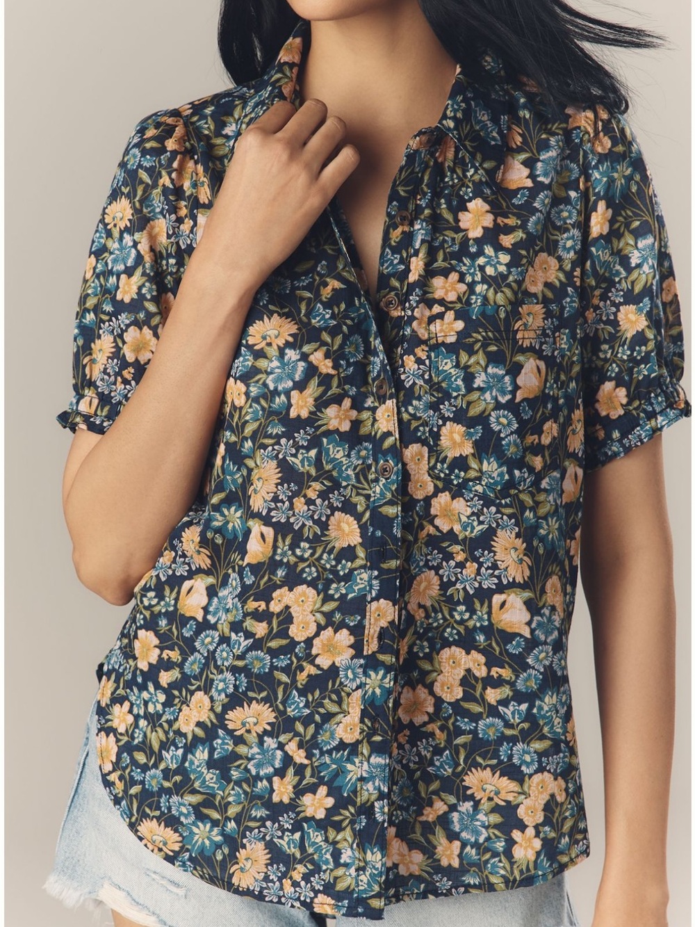Pilcro Anthropologie Aly Puff-Sleeve Shirt in Navy Floral size M - Picture 2 of 12